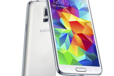 Samsung: Rajallisessa määrässä Galaxy S5 -laitteita kameravika